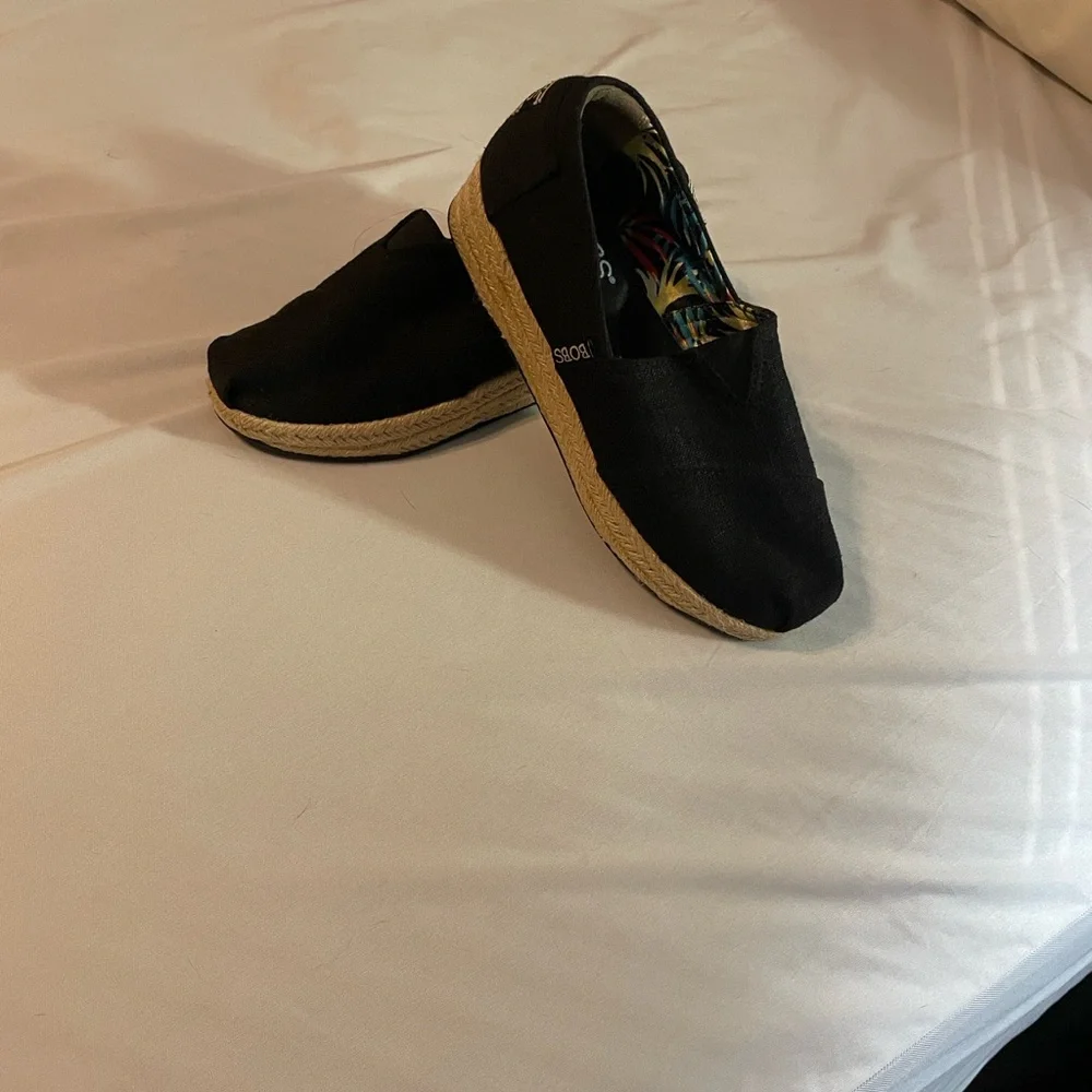 BOBS Skechers Black Canvas Arch Memory Foam Slip-On Shoes 6.5 Ladies Weave Heel - Picture 7 of 7